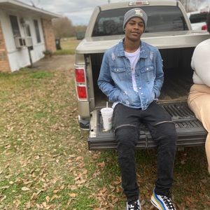 Meet your Posher, Jay